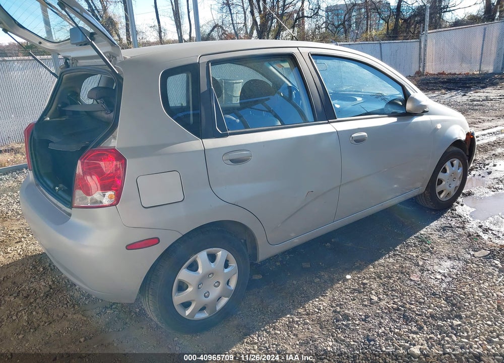 2008 CHEVROLET AVEO 5 LS VIN: KL1TD66658B115622