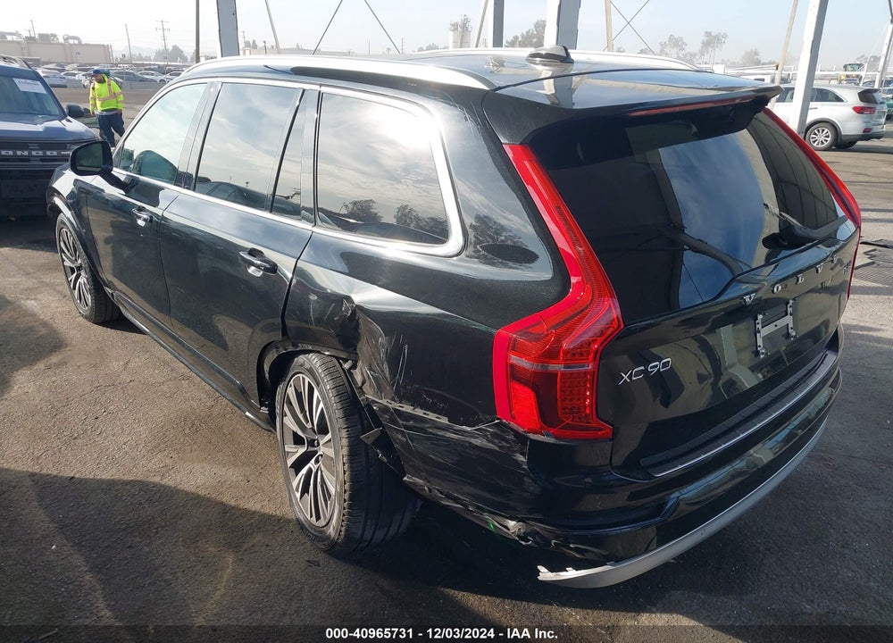 2022 VOLVO XC90 T6 MOMENTUM 7 PASSENGER VIN: YV4A22PK5N1776687