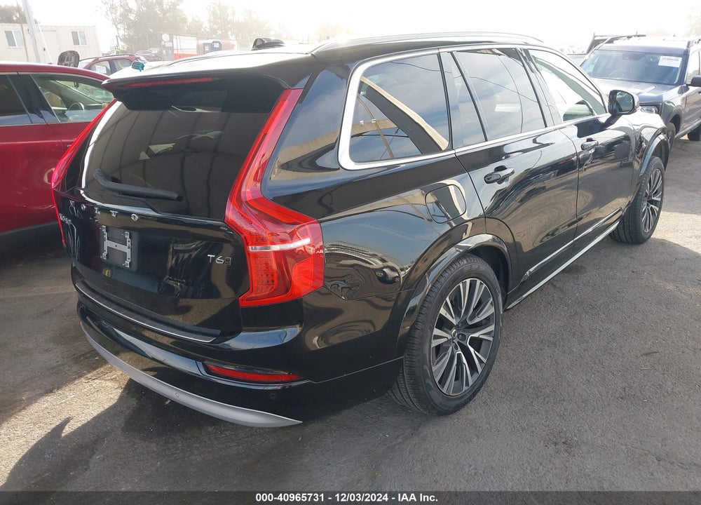 2022 VOLVO XC90 T6 MOMENTUM 7 PASSENGER VIN: YV4A22PK5N1776687