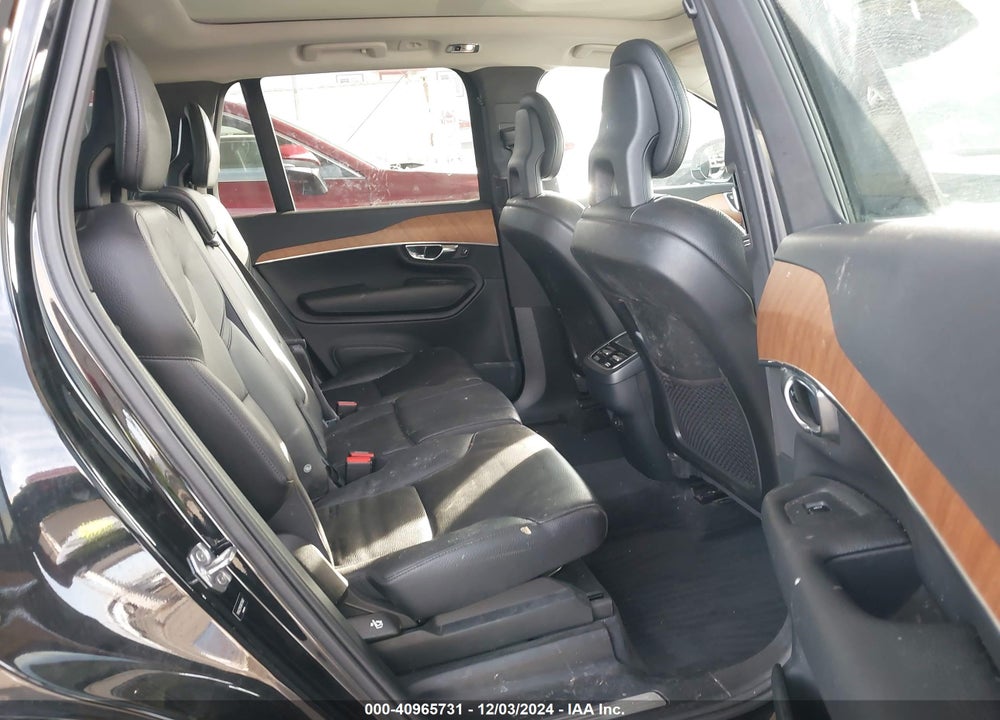 2022 VOLVO XC90 T6 MOMENTUM 7 PASSENGER VIN: YV4A22PK5N1776687