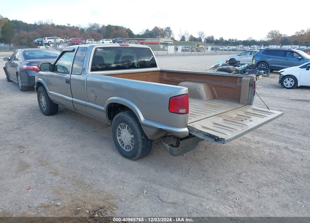 1999 GMC SONOMA SLS VIN: 1GTDT19XXX8523598