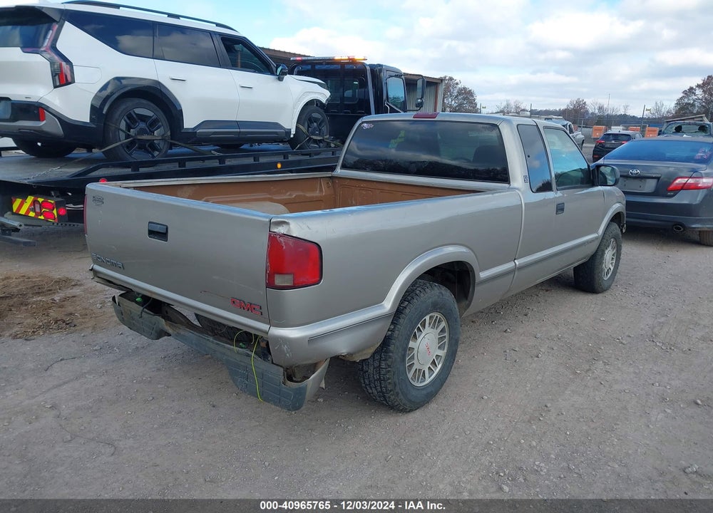1999 GMC SONOMA SLS VIN: 1GTDT19XXX8523598