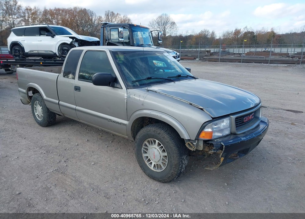 1999 GMC SONOMA SLS VIN: 1GTDT19XXX8523598