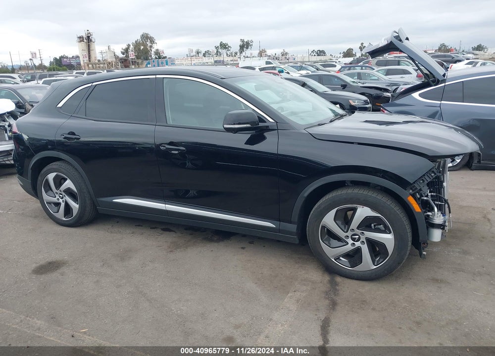 2023 VINFAST VF 8 ECO VIN: RLLV1AEB6PH002615