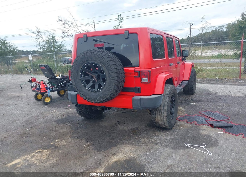 2015 JEEP WRANGLER UNLIMITED SAHARA VIN: 1C4BJWEG4FL668986