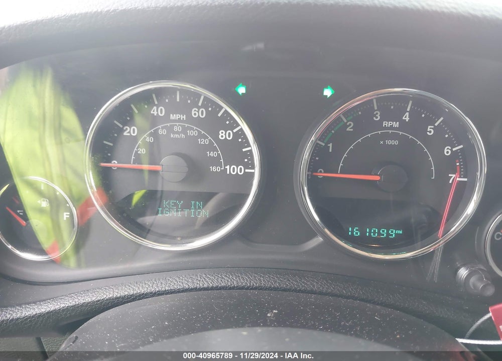 2015 JEEP WRANGLER UNLIMITED SAHARA VIN: 1C4BJWEG4FL668986