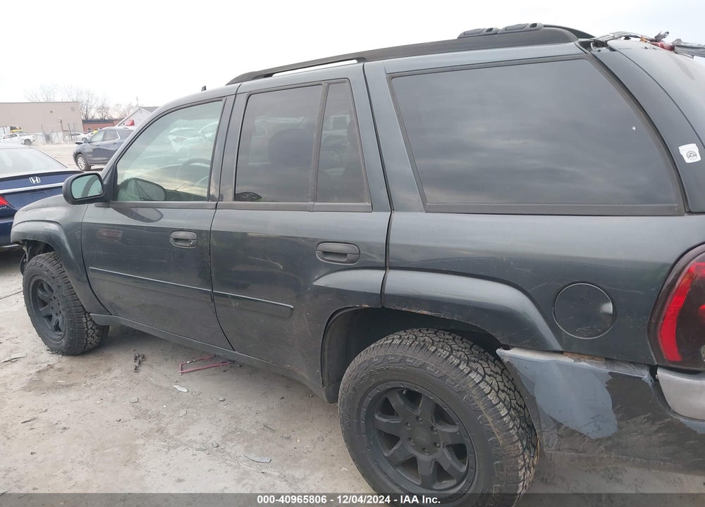 2006 CHEVROLET TRAILBLAZER LS VIN: 1GNDS13S062236179