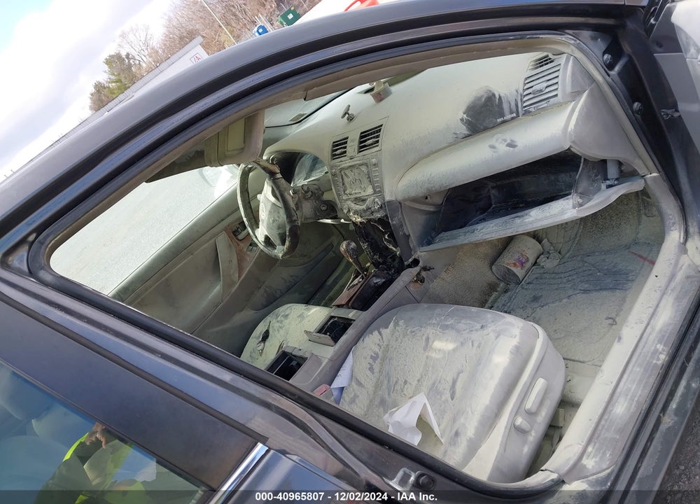 2011 TOYOTA CAMRY XLE VIN: 4T1BF3EK9BU223650