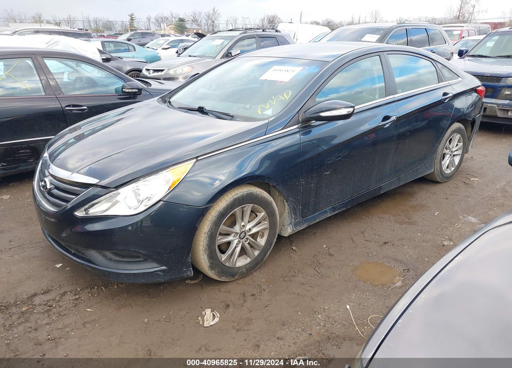 2014 HYUNDAI SONATA GLS VIN: 5NPEB4AC4EH918697