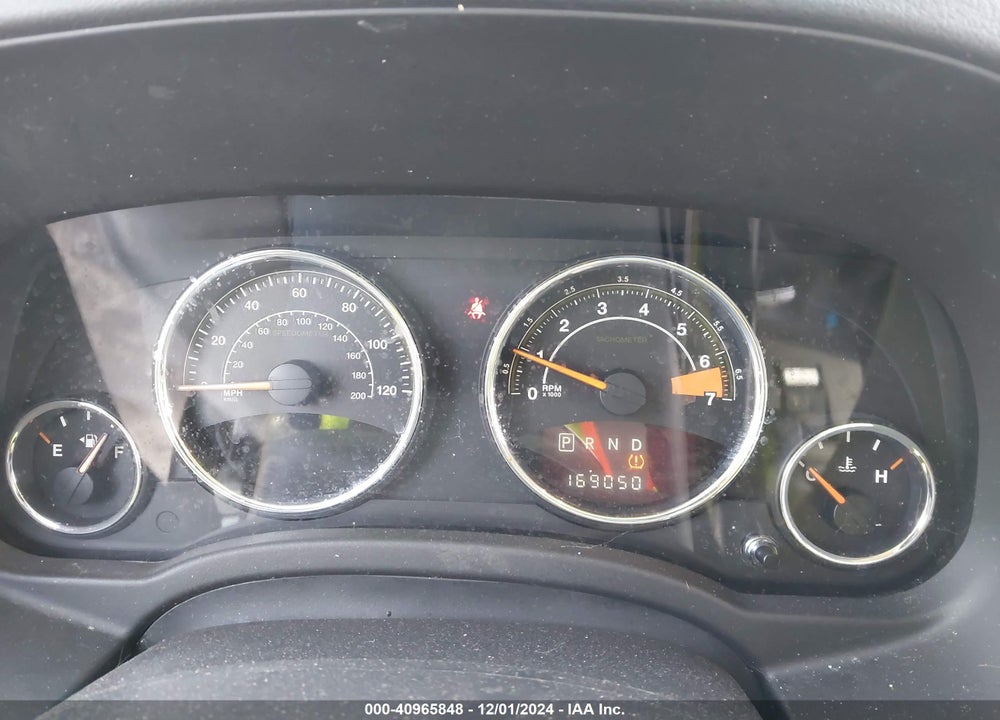 2014 JEEP COMPASS LATITUDE VIN: 1C4NJDEB4ED627692