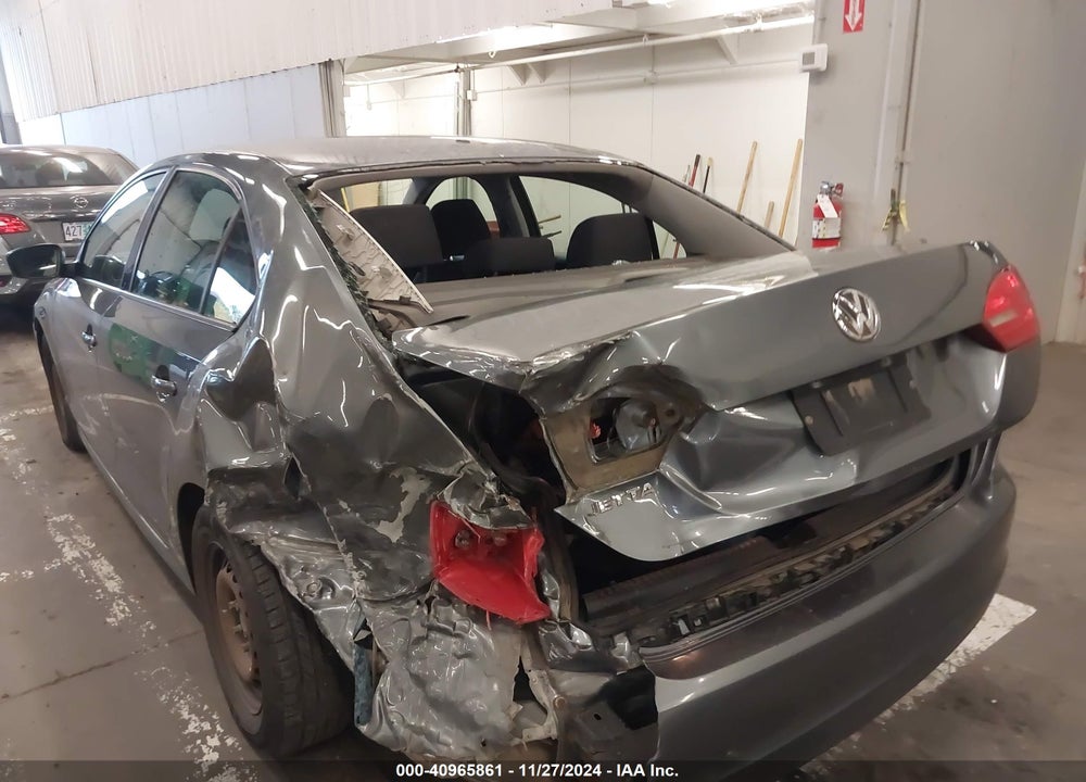 2014 VOLKSWAGEN JETTA VIN: 3VW2K7AJ1EM232448