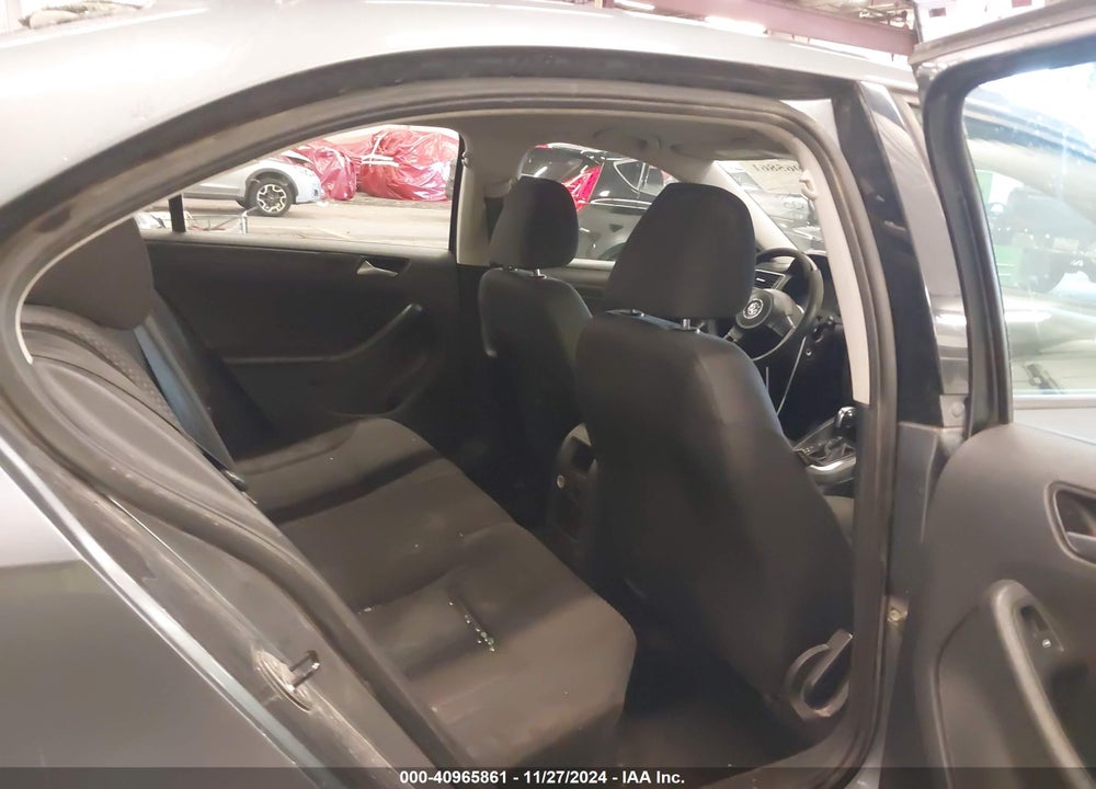 2014 VOLKSWAGEN JETTA VIN: 3VW2K7AJ1EM232448