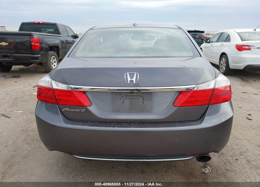 2015 HONDA ACCORD VIN: 1HGCR2F80FA126780