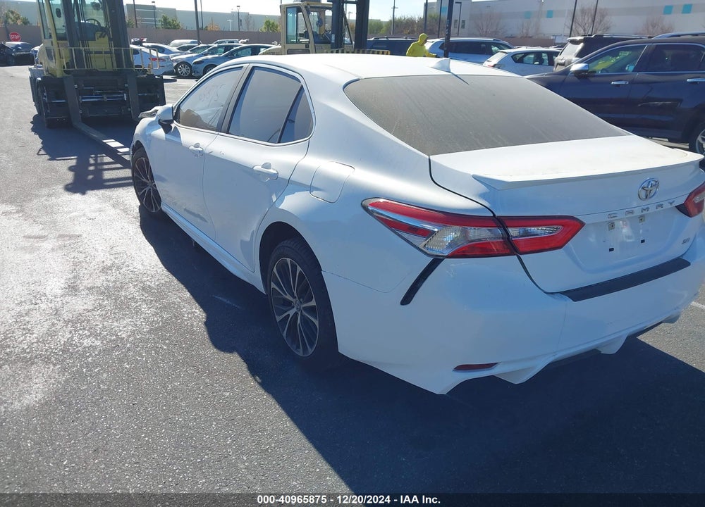 2020 TOYOTA CAMRY SE VIN: 4T1G11AK3LU858878