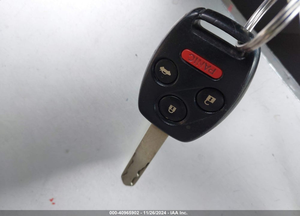 2011 HONDA ACCORD 3.5 EX-L VIN: 1HGCP3F8XBA010931