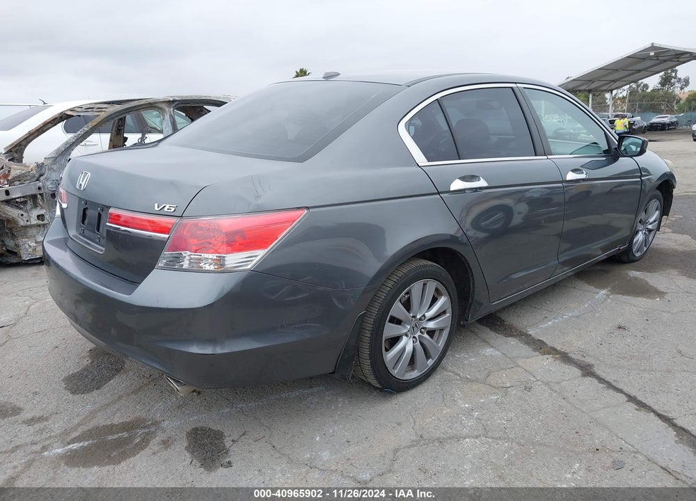2011 HONDA ACCORD 3.5 EX-L VIN: 1HGCP3F8XBA010931