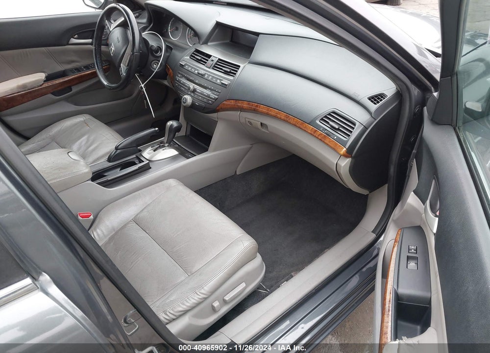 2011 HONDA ACCORD 3.5 EX-L VIN: 1HGCP3F8XBA010931