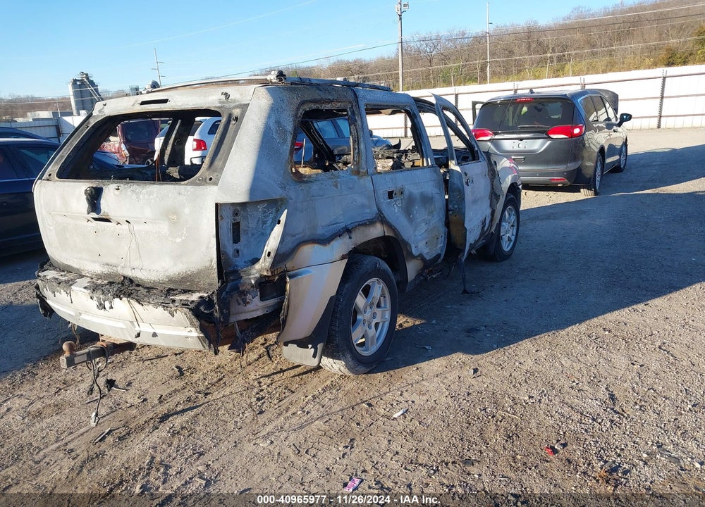 2005 JEEP GRAND CHEROKEE LAREDO VIN: 1J4HR48N05C627975