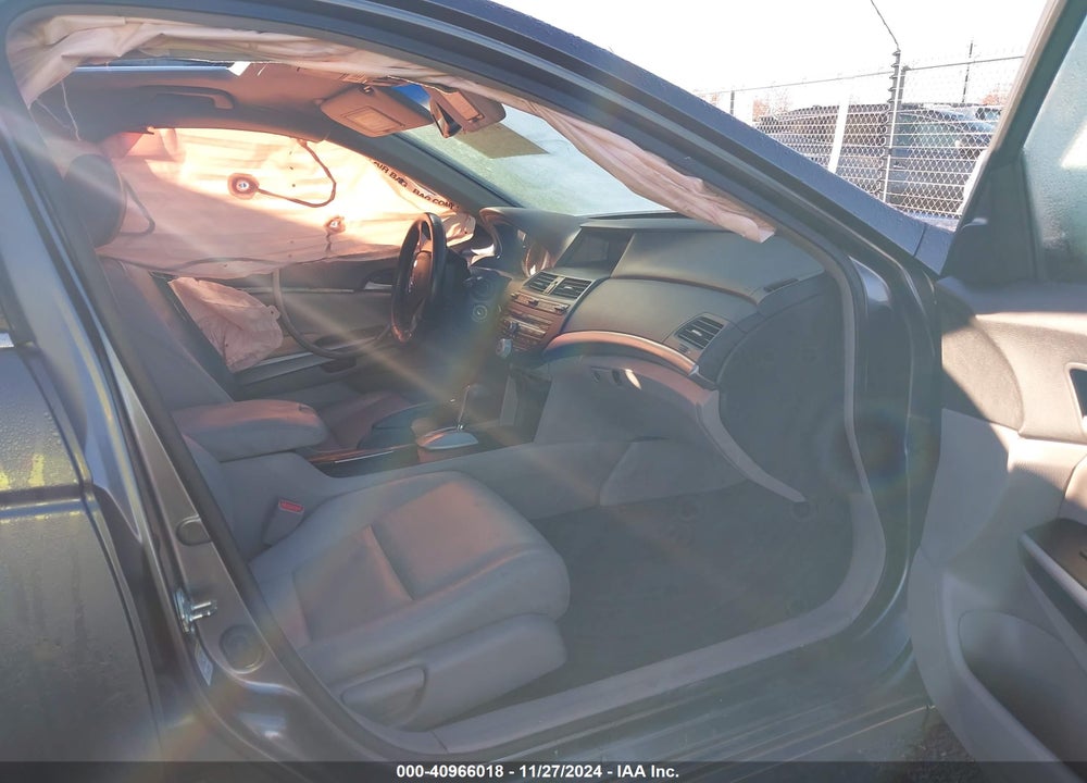 2008 HONDA ACCORD 2.4 EX-L VIN: JHMCP26808C059432
