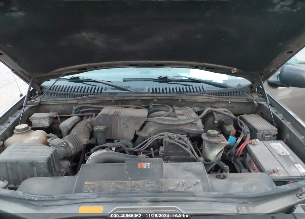 2002 FORD EXPLORER XLT VIN: 1FMZU73E52ZB75513