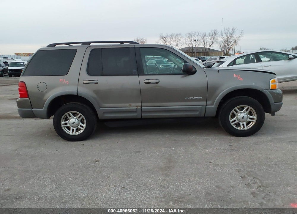 2002 FORD EXPLORER XLT VIN: 1FMZU73E52ZB75513