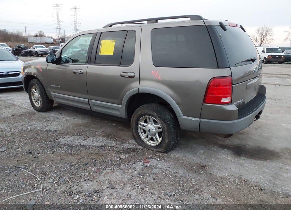 2002 FORD EXPLORER XLT VIN: 1FMZU73E52ZB75513