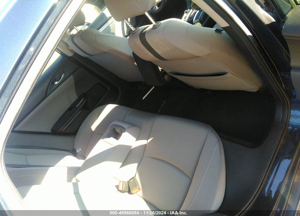 2018 HONDA CIVIC EX-T VIN: JHMFC1F44JX013617