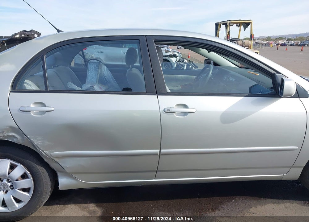 2003 TOYOTA COROLLA LE VIN: JTDBR32E330021664