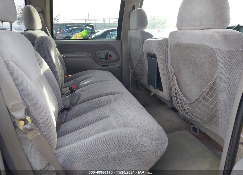 1999 CHEVROLET C3500 VIN: 1GCGC33RXXF051109