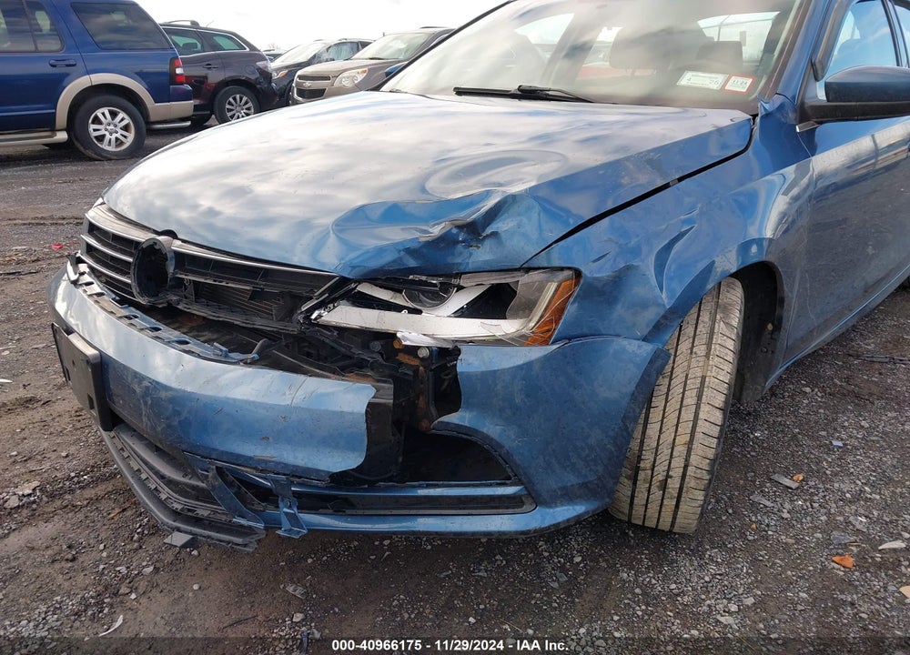 2017 VOLKSWAGEN JETTA 1.4T S VIN: 3VW2B7AJ7HM387591