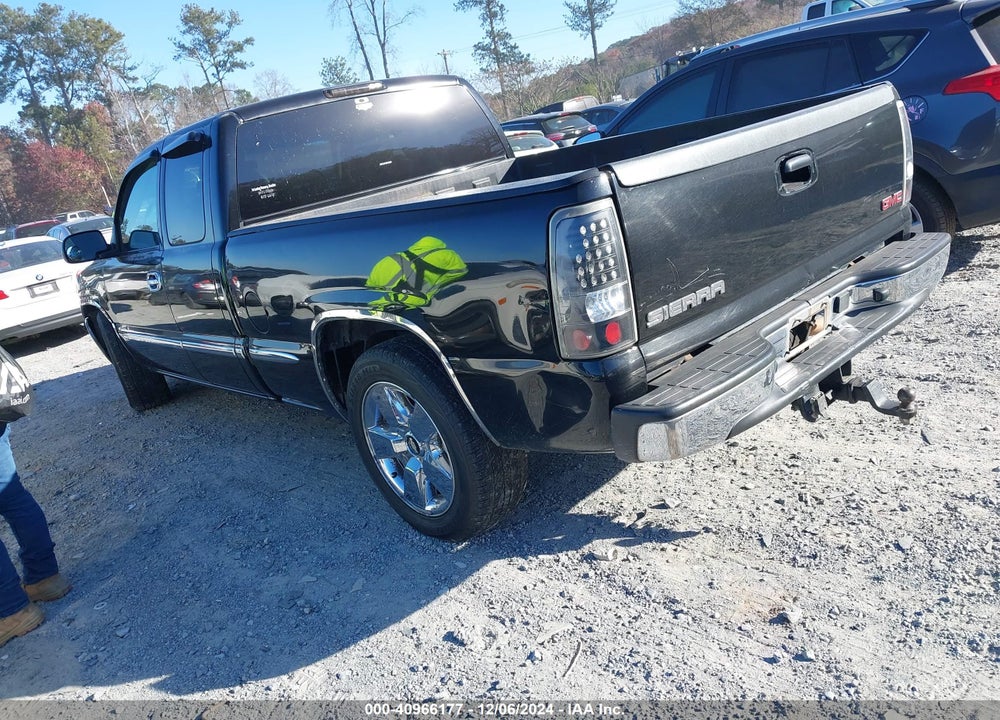 2002 GMC SIERRA 1500 SLE VIN: 2GTEC19T321403901