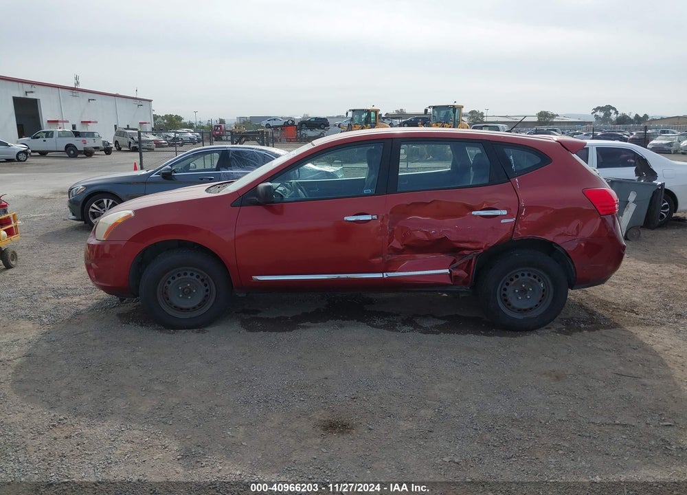 2013 NISSAN ROGUE S VIN: JN8AS5MT4DW038676