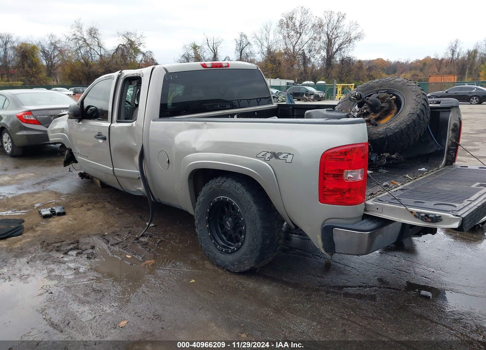 2008 CHEVROLET SILVERADO 1500 LT1 VIN: 1GCEK19C08Z197181