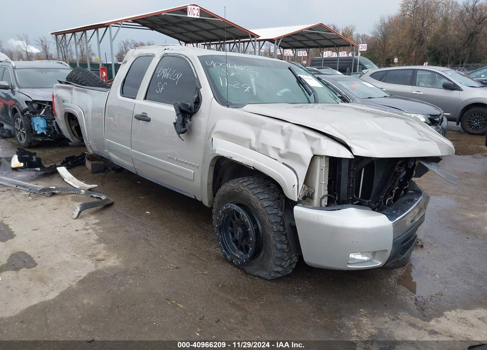 2008 CHEVROLET SILVERADO 1500 LT1 VIN: 1GCEK19C08Z197181