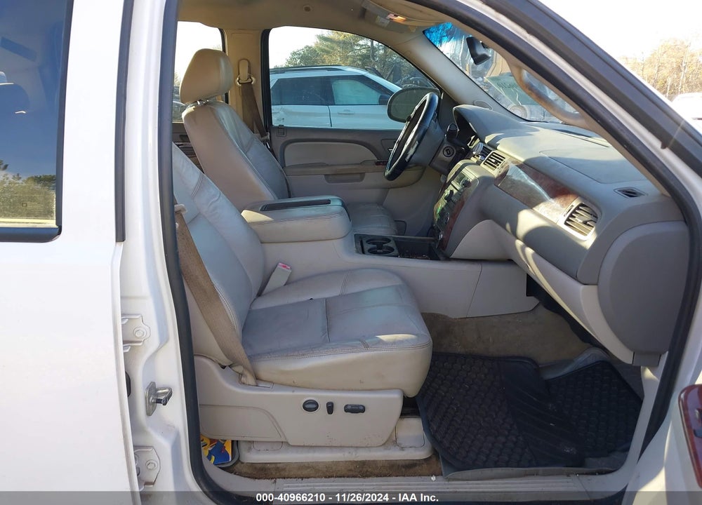 2010 CHEVROLET SILVERADO 1500 LTZ VIN: 3GCRCTE09AG227628