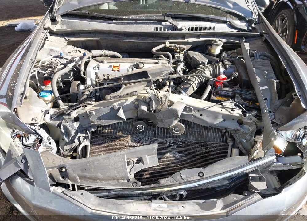 2010 HONDA ACCORD 2.4 LX VIN: 1HGCP2F32AA119042