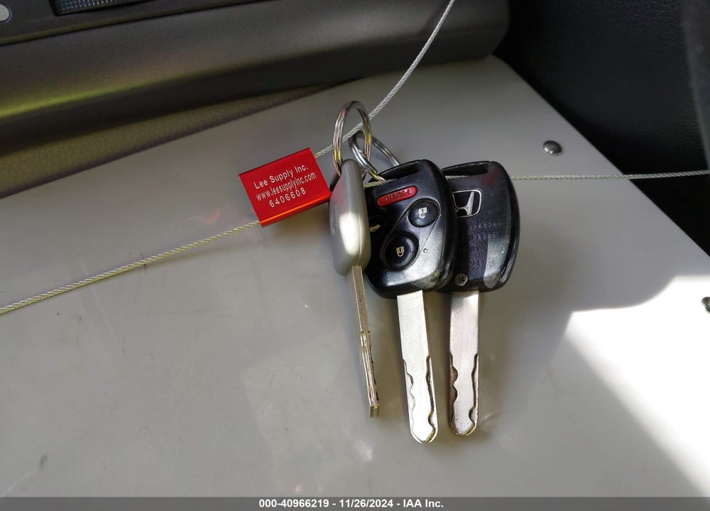 2010 HONDA ACCORD 2.4 LX VIN: 1HGCP2F32AA119042