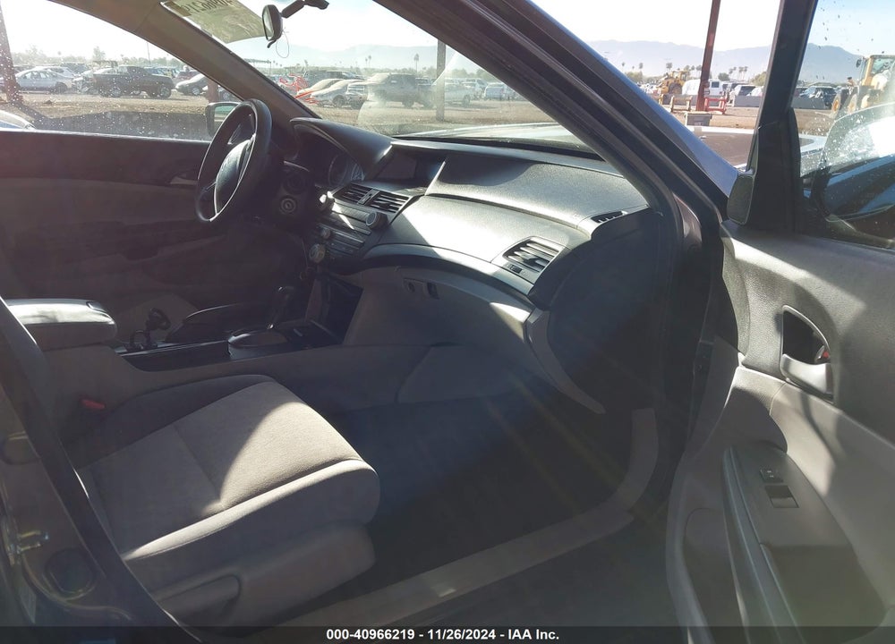 2010 HONDA ACCORD 2.4 LX VIN: 1HGCP2F32AA119042