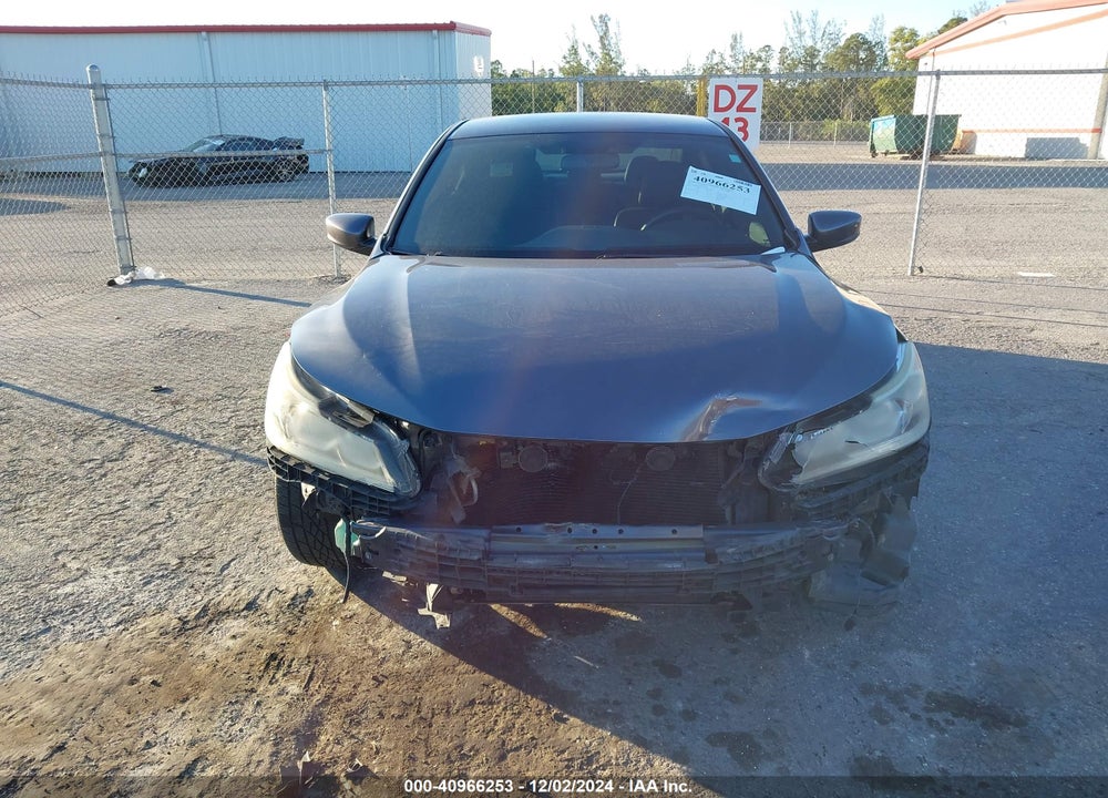 2017 HONDA ACCORD VIN: 1HGCR2F50HA133818