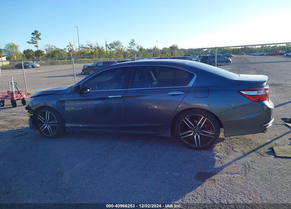 2017 HONDA ACCORD VIN: 1HGCR2F50HA133818