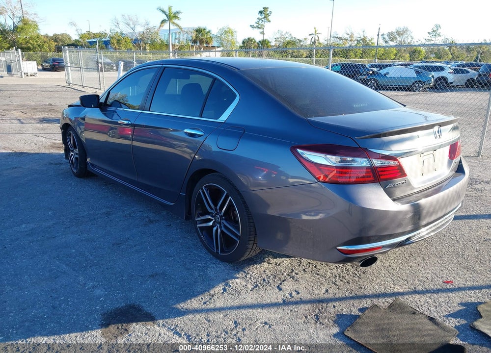 2017 HONDA ACCORD VIN: 1HGCR2F50HA133818
