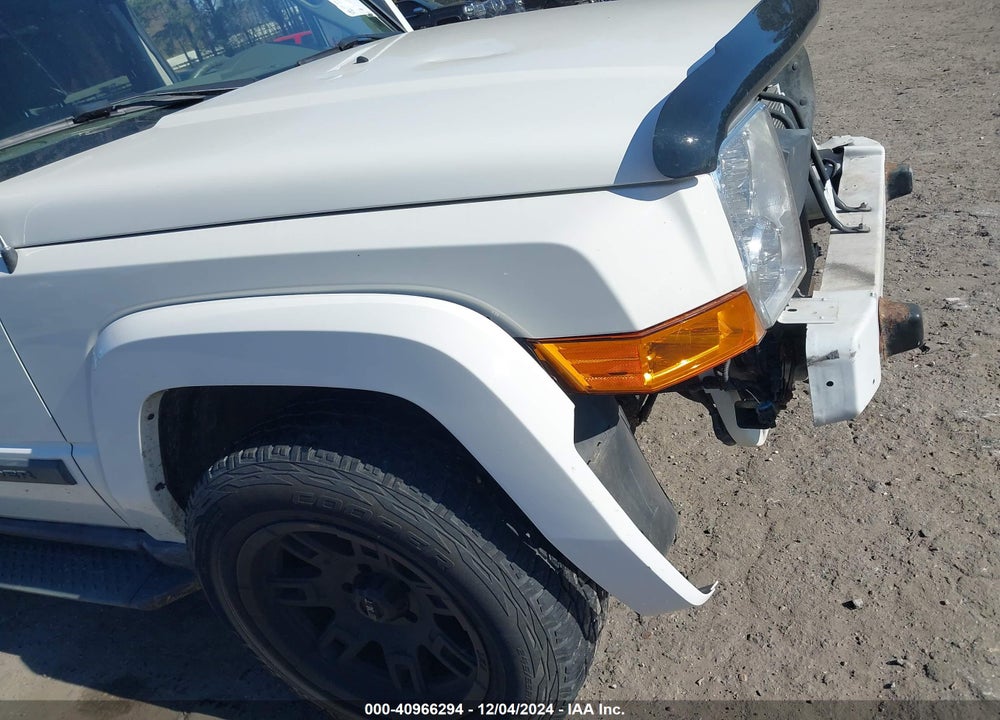 2007 JEEP COMMANDER SPORT VIN: 1J8HG48P87C672459