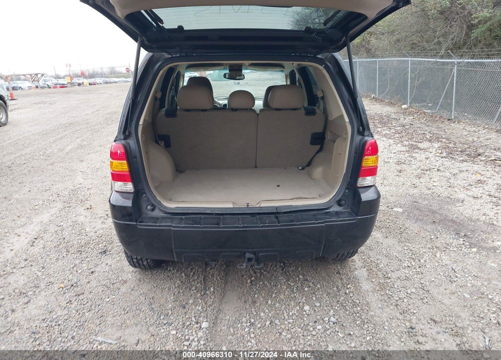 2005 FORD ESCAPE LIMITED VIN: 1FMYU94175KD62896