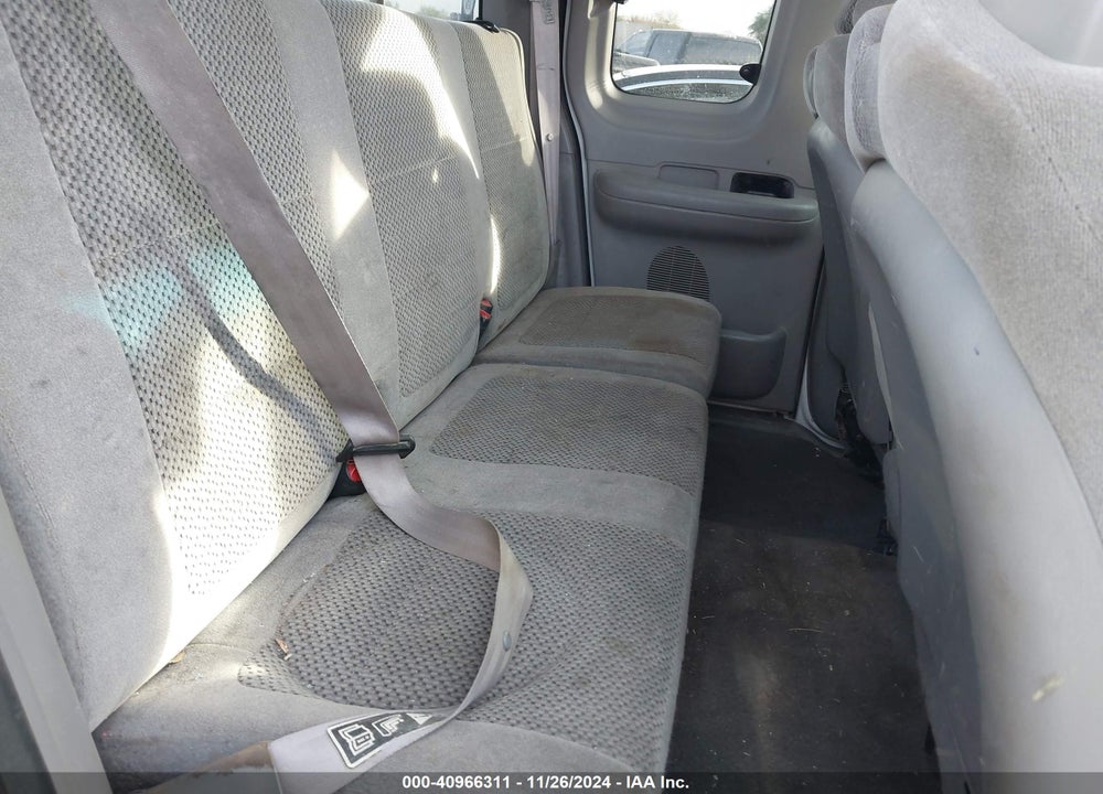 2002 FORD F-150 LARIAT/XL/XLT VIN: 1FTRX18L62NA71930