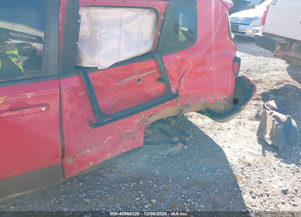 2016 JEEP RENEGADE LATITUDE VIN: ZACCJABW1GPE18766