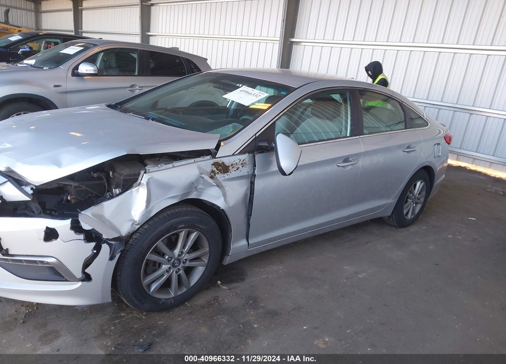2015 HYUNDAI SONATA VIN: 5NPE24AF5FH007497