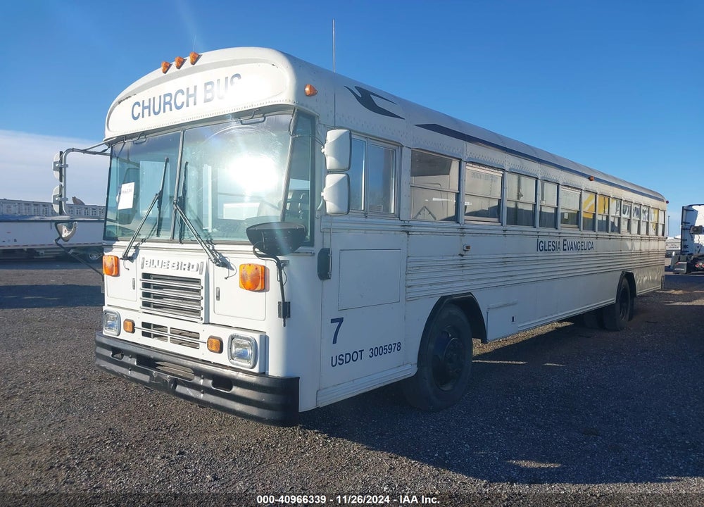 2001 BLUE BIRD SCHOOL BUS / TRANSIT BUS VIN: 1BAALCPA31F095965