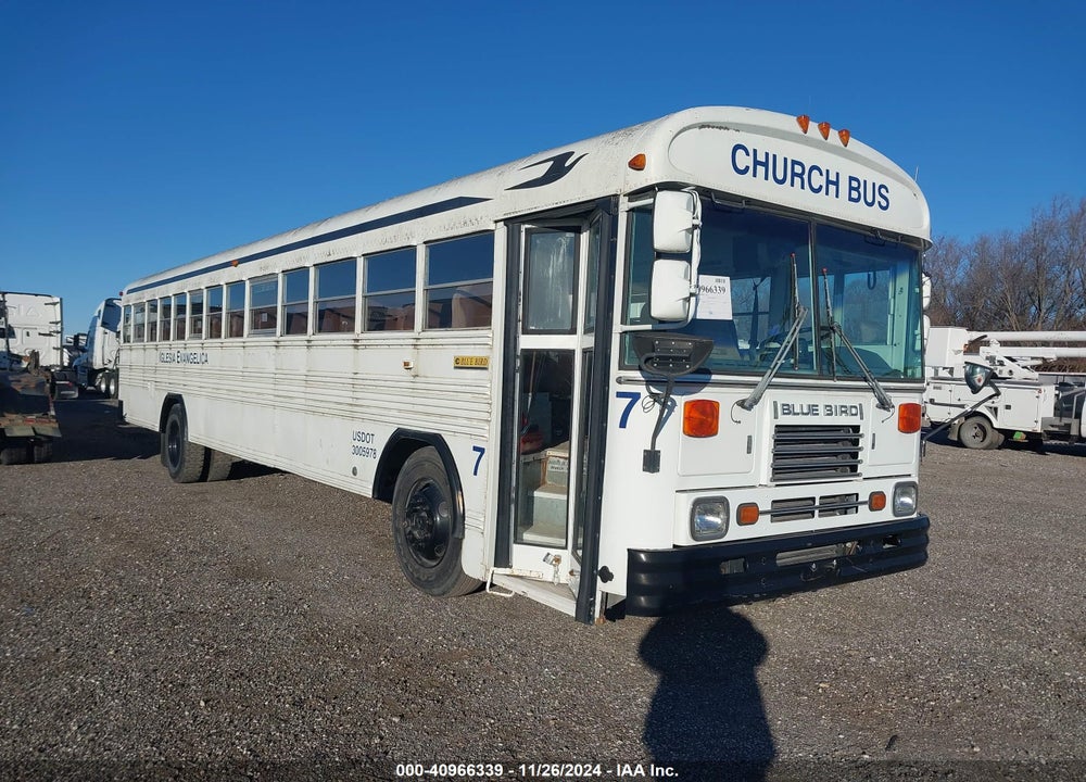2001 BLUE BIRD SCHOOL BUS / TRANSIT BUS VIN: 1BAALCPA31F095965