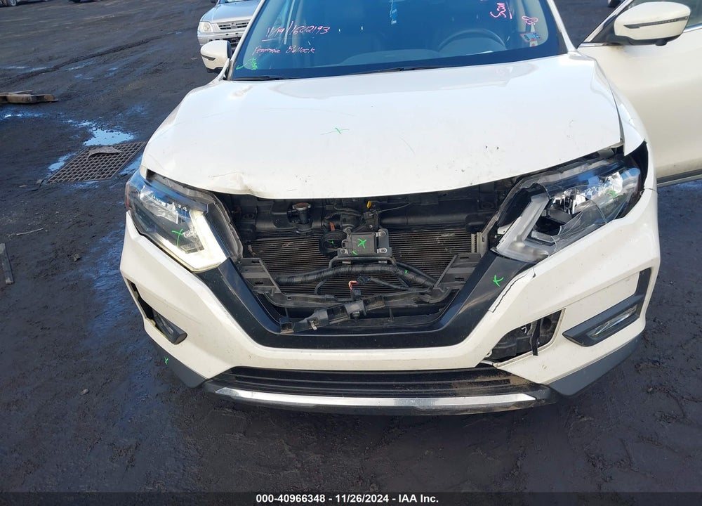2017 NISSAN ROGUE VIN: JN8AT2MV4HW284906