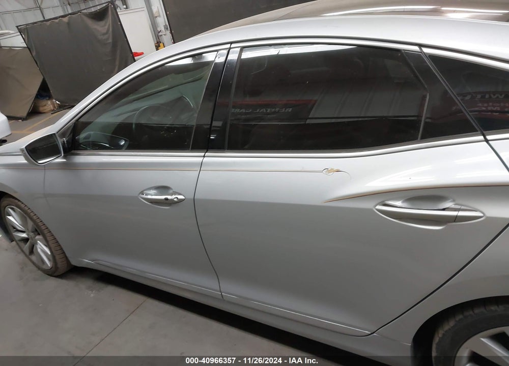 2016 HYUNDAI AZERA LIMITED VIN: KMHFH4JG4GA518683